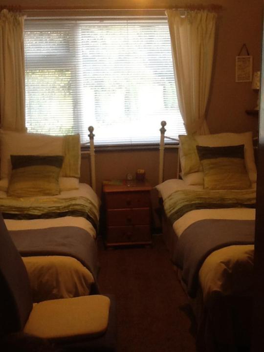 Blue Cedar Lodge Norwich Bagian luar foto